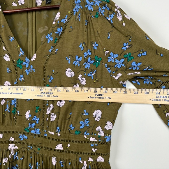 Anne Taylor Green Floral Bell Sleeve Dress Women 14 Lined Fall Eyelet Vneck 0185 - Picture 8 of 9
